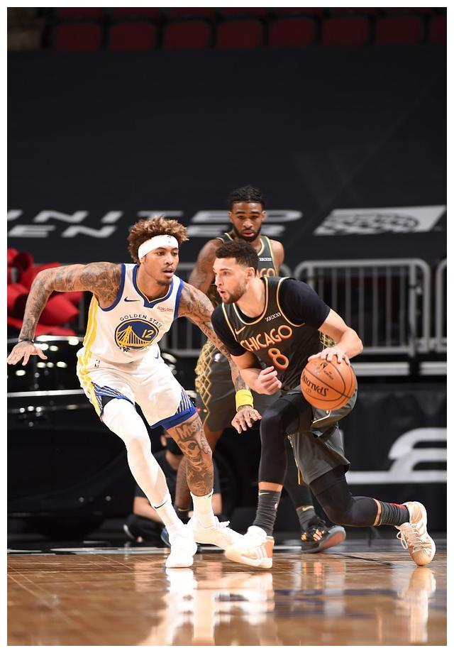 3377体育官网-利物浦内部会议纪要流出——今晚状态回暖，NBA常规赛使命明确，球探报告显示潜力